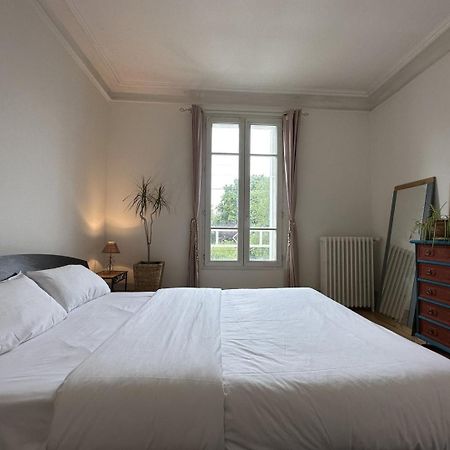 Hotel La Maison Des Lumieres Chartres Esterno foto